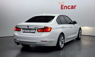 BMW 3-Series 2012, 88100 км, за 6953.64 USD