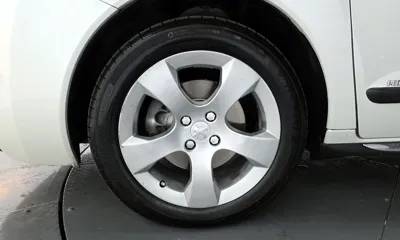 Peugeot 3008 2014, 118179 км, за 2797.3 USD