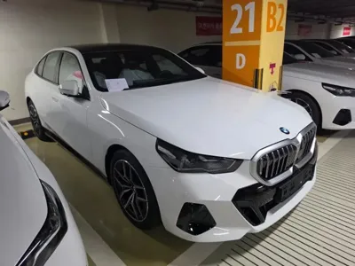 BMW 5-Series 2026, 10 км, за 26567.68 USD
