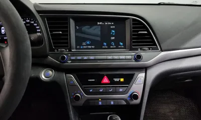 Hyundai Avante 2018, 83918 км, за 8008.4 USD - фото 17