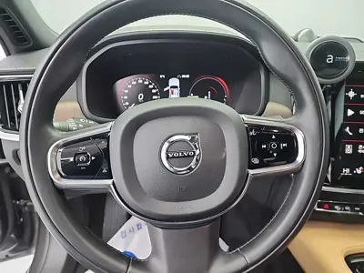 Volvo S90 2021, 79926 км, за 22398.41 USD - фото 9