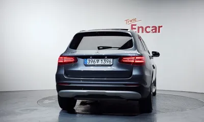 Mercedes-Benz GLC-Class 2019, 104866 км, за 14998.35 USD