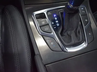 Hyundai Grandeur 2016, 172559 км, за 5483.98 USD - фото 18