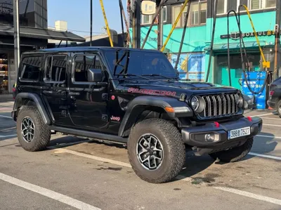 Jeep Wrangler 2024, 39000 км, за 42890.9 USD