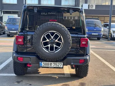 Jeep Wrangler 2024, 39000 км, за 42890.9 USD