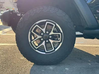Jeep Wrangler 2024, 39000 км, за 42890.9 USD - фото 9