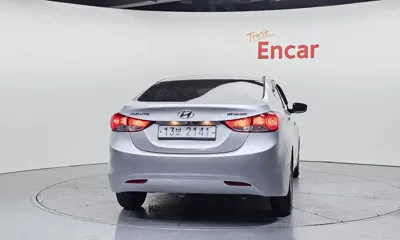 Hyundai Avante 2011, 121864 км, за 2636.27 USD