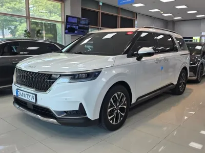 Kia Canival · 2022 год