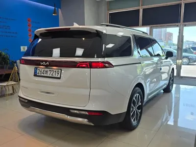 Kia Canival 2022, 25070 км, за 17028.06 USD - фото 6