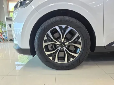 Kia Canival 2022, 25070 км, за 17028.06 USD - фото 20
