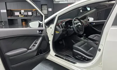 Kia K3 2015, 75454 км, за 4948.88 USD - фото 10