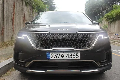 Kia Canival 2023, 26299 км, за 22515.43 USD
