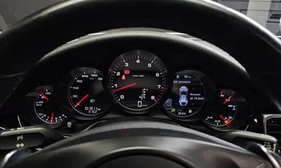 Porsche Panamera 2015, 101911 км, за 15857.28 USD - фото 8