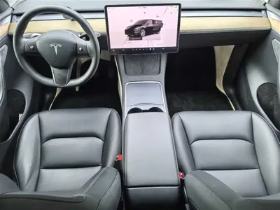 Tesla Model Y 2022, 78000 км, за 21873.44 USD