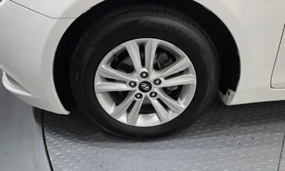 Hyundai Sonata 2010, 150312 км, за 1627.92 USD