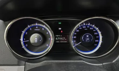 Hyundai Sonata 2010, 150312 км, за 1627.92 USD - фото 8