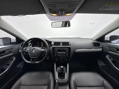 Volkswagen Sagitar 2017, 72000 км, за 4839.94 USD