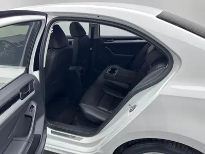 Volkswagen Sagitar 2017, 72000 км, за 4812.63 USD - фото 6