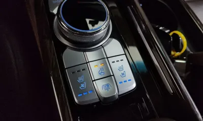 Genesis G90 2021, 49290 км, за 23005.91 USD - фото 28