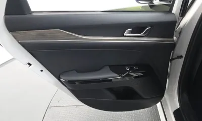 Kia K5 2022, 47197 км, за 15203.61 USD - фото 25