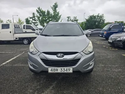 Hyundai Tucson 2012, 186000 км, за 3055.32 USD