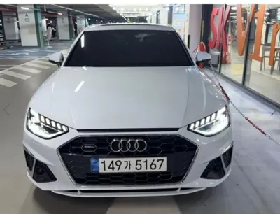 Audi A4 2021, 32585 км, за 16280.14 USD