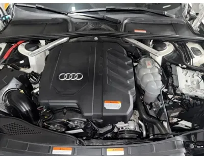 Audi A4 2021, 32585 км, за 16272.7 USD - фото 19