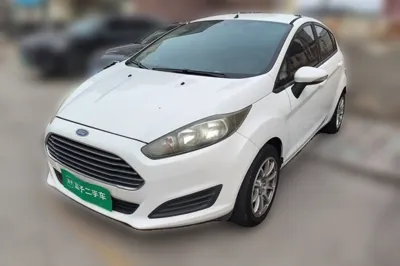 Ford Fiesta · 2013 год