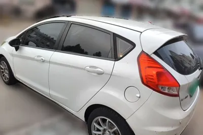 Ford Fiesta 2013, 76100 км, за 3023 USD