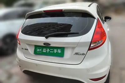Ford Fiesta 2013, 76100 км, за 3023 USD