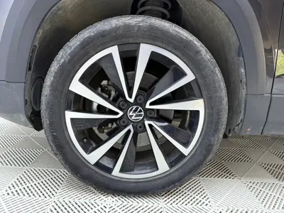 Volkswagen Tharu 2022, 39000 км, за 20156.46 USD - фото 7