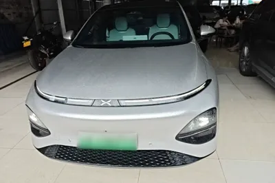 Xpeng G6 2023, 21900 км, за 22255 USD
