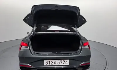 Hyundai Avante 2021, 68942 км, за 12176.85 USD - фото 20