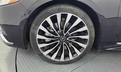Lincoln Continental 2020, 76671 км, за 16451.93 USD