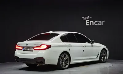 BMW 5-Series 2021, 105774 км, за 29473.55 USD