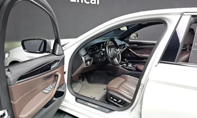BMW 5-Series 2021, 105774 км, за 29473.55 USD - фото 10