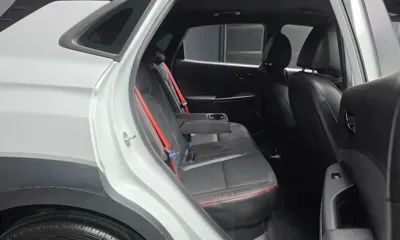 Hyundai Kona 2018, 100854 км, за 9035.95 USD - фото 12