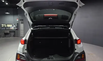 Hyundai Kona 2018, 100854 км, за 9035.95 USD - фото 20