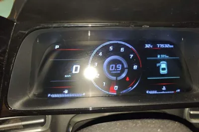 Hyundai Elantra 2022, 77500 км, за 8383 USD - фото 11