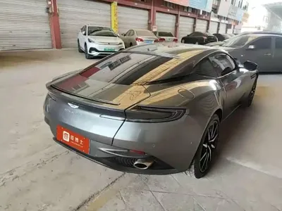 Aston Martin DB11 2020, 15000 км, за 165976.77 USD