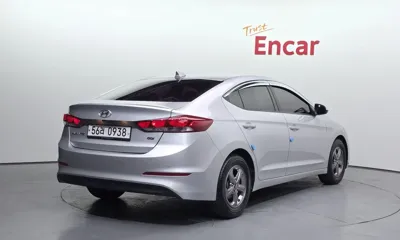 Hyundai Avante 2016, 100495 км, за 4918.14 USD