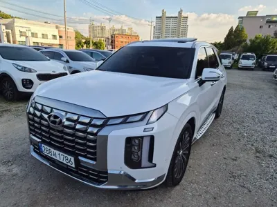 Hyundai Palisade 2023, 28000 км, за 24004.7 USD