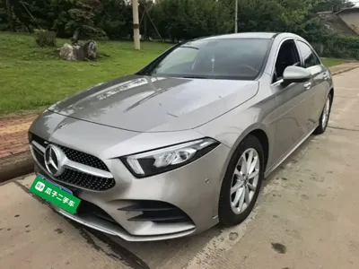 Mercedes-Benz A-Class 2019, 85900 км, за 11842.03 USD