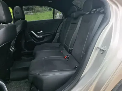 Mercedes-Benz A-Class 2019, 85900 км, за 11842.03 USD - фото 17