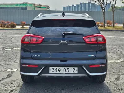 Kia Niro 2017, 141907 км, за 8320.87 USD