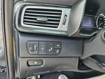 Kia Niro 2017, 141907 км, за 8320.87 USD - фото 18
