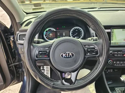 Kia Niro 2017, 141907 км, за 8320.87 USD - фото 19