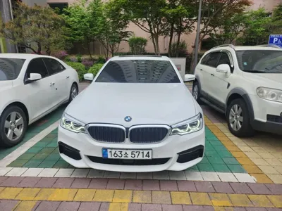 BMW 5-Series 2018, 95200 км, за 16082.45 USD