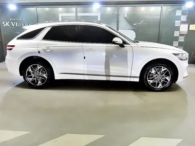 Genesis GV70 2021, 178939 км, за 16870.16 USD