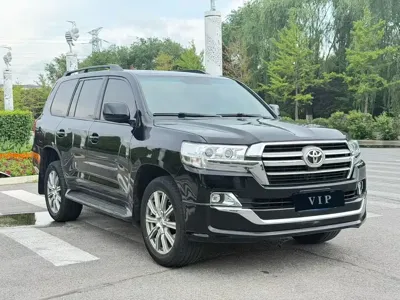 Toyota Land Cruiser 2011, 170000 км, за 26382.65 USD